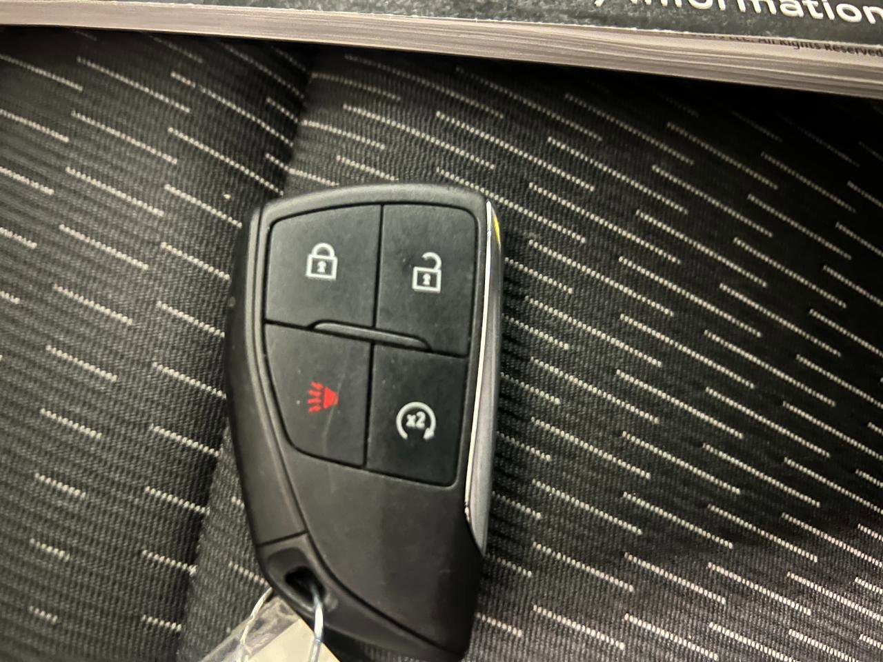 Used 2025 Chevrolet Equinox LT image 54