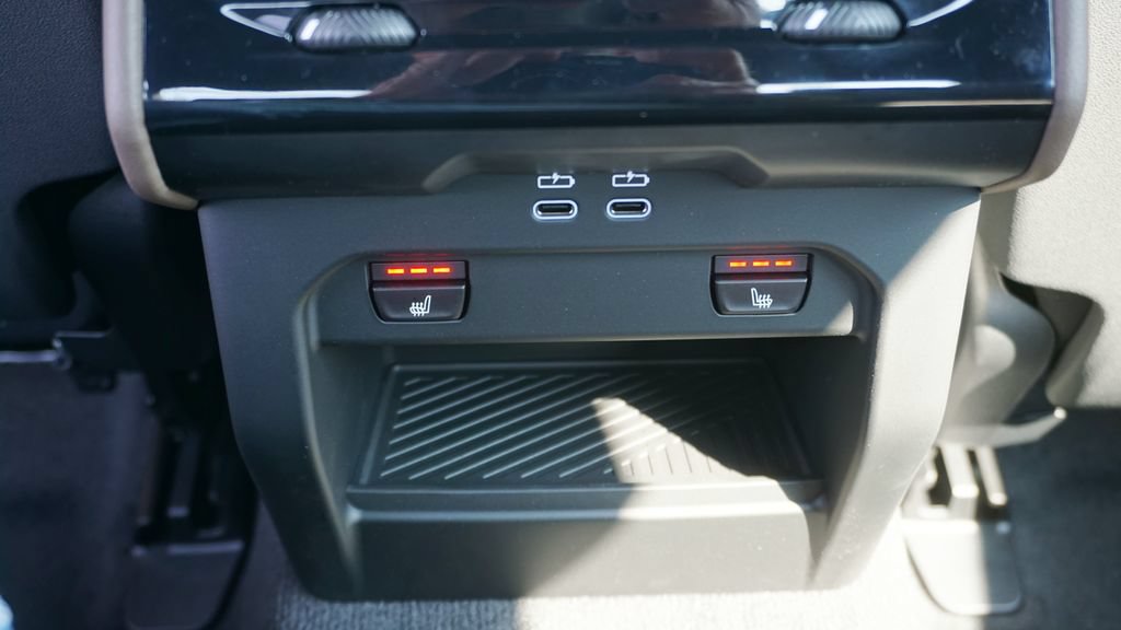 New 2027 BMW 530i xDrive w/ Premium Package AWD/4WD image 15