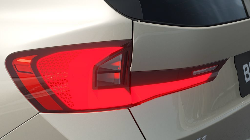New 2027 BMW X1 xDrive28i AWD/4WD image 8