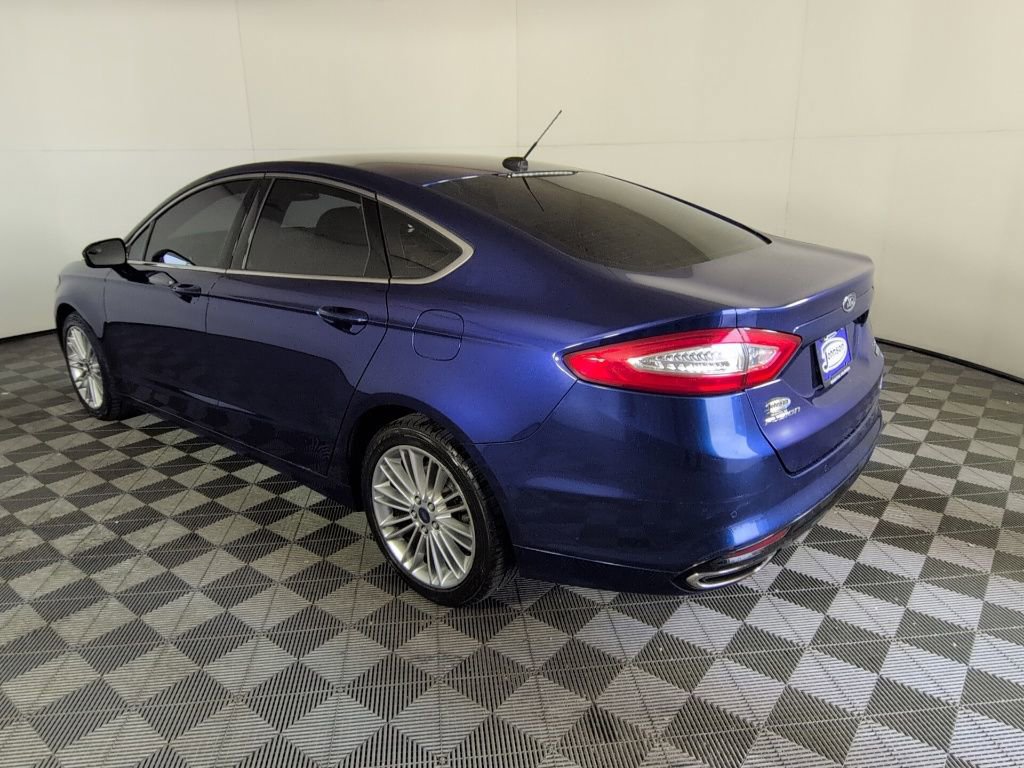 Used 2015 Ford Fusion SE w/ Equipment Group 202A FWD image 7