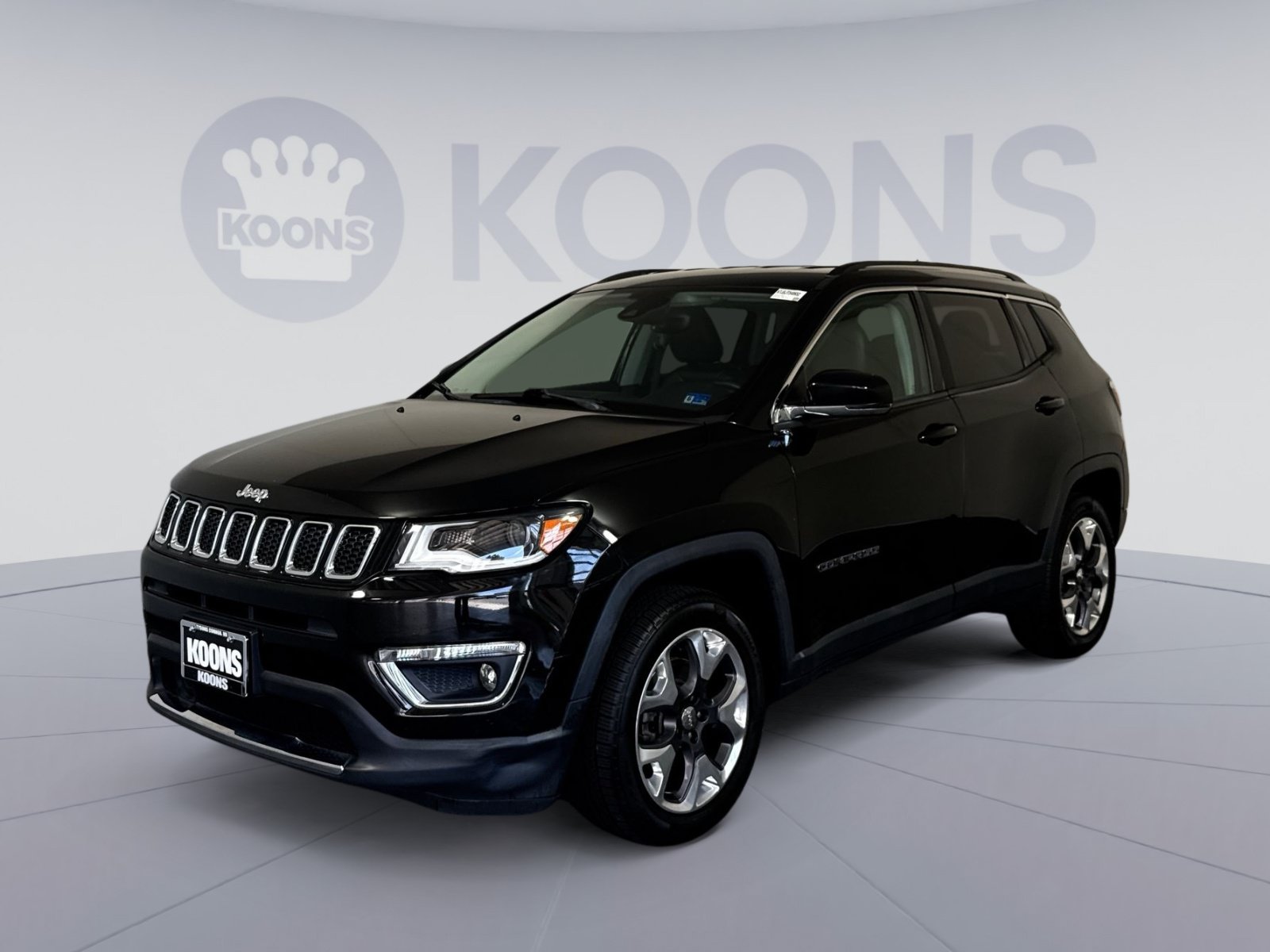 Used 2018 Jeep Compass Limited AWD/4WD image 1
