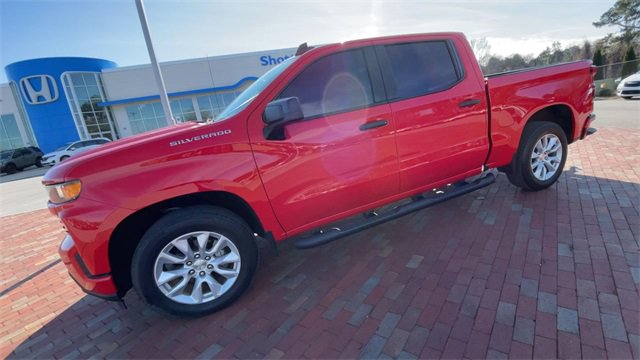 Used 2020 Chevrolet Silverado 1500 Custom w/ Custom Value Package image 6