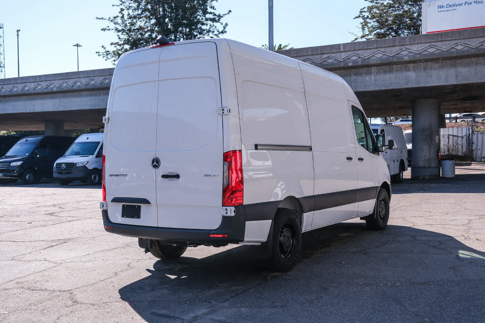 New 2025 Mercedes-Benz Sprinter 2500 image 4