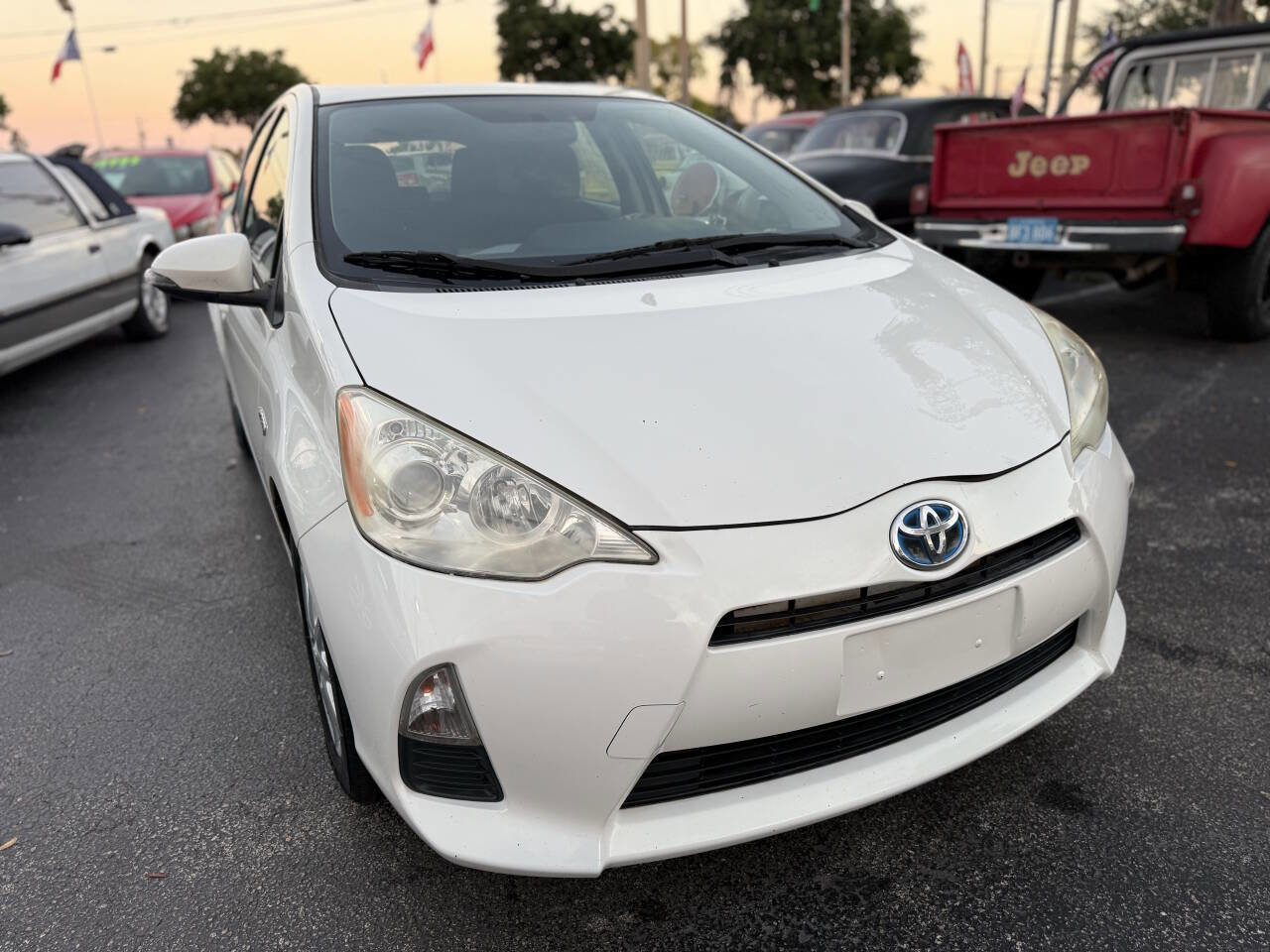 Used 2012 Toyota Prius C Three image 10