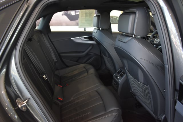 Used 2023 Audi A4 2.0T Premium Plus w/ Premium Plus Package AWD/4WD image 27