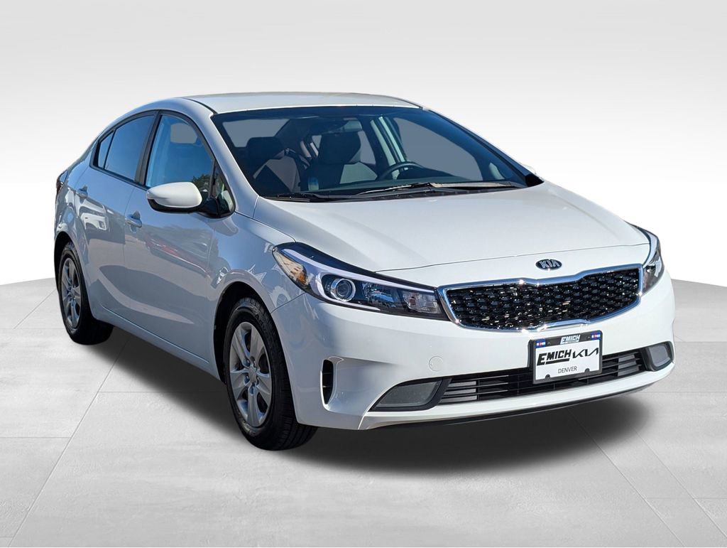 Certified 2017 Kia Forte LX image 5