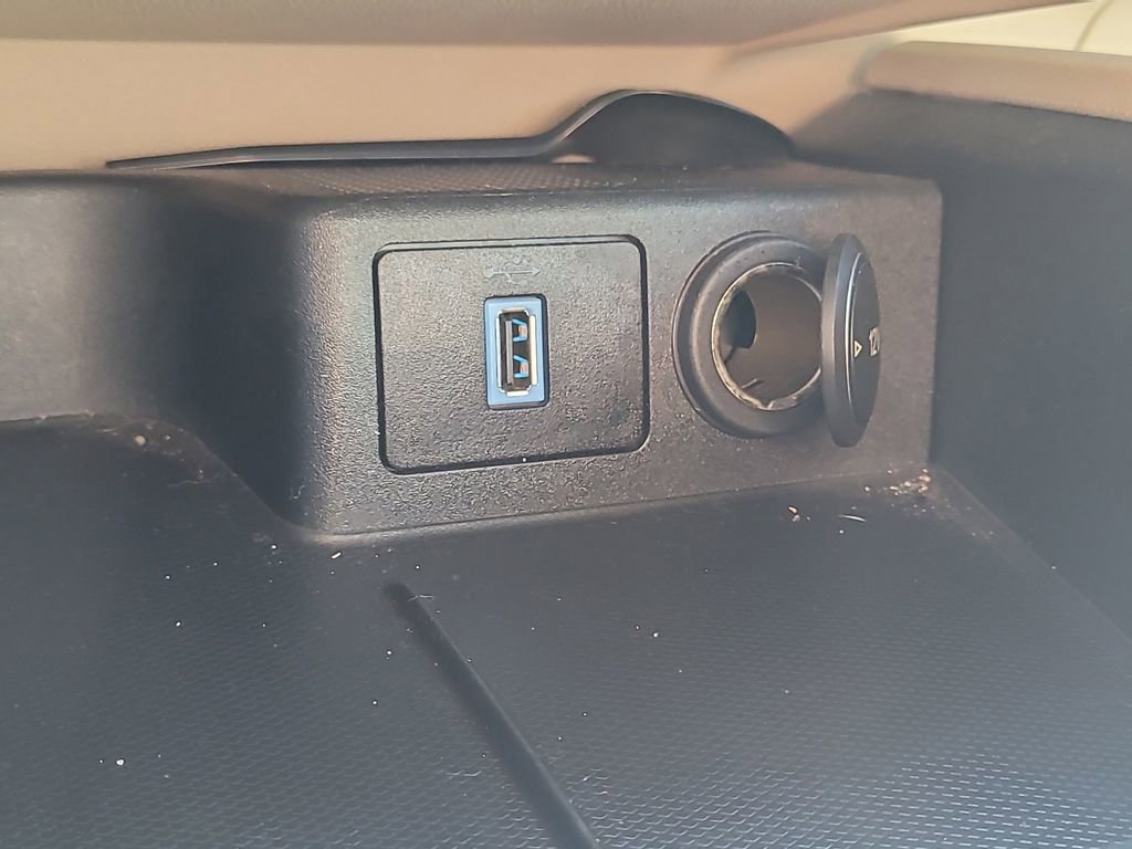 Used 2020 Ford Escape SE FWD image 24