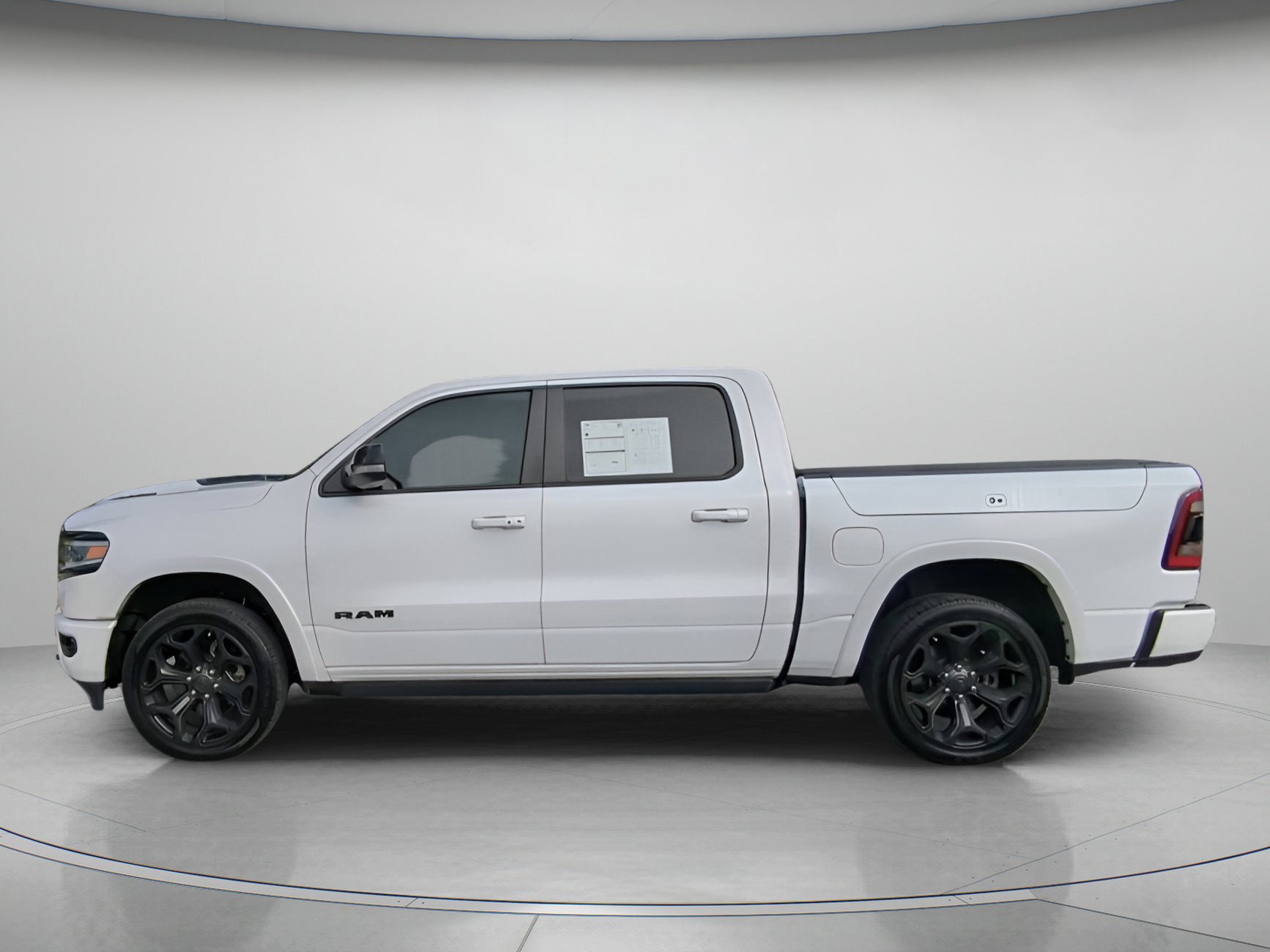 Used 2021 RAM 1500 Limited w/ Night Edition image 15