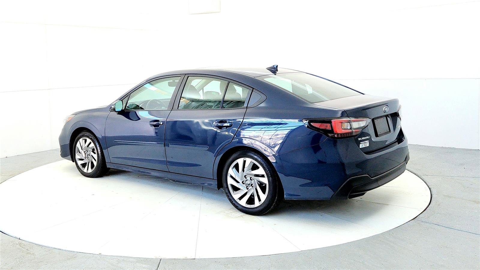 Used 2024 Subaru Legacy Limited image 4