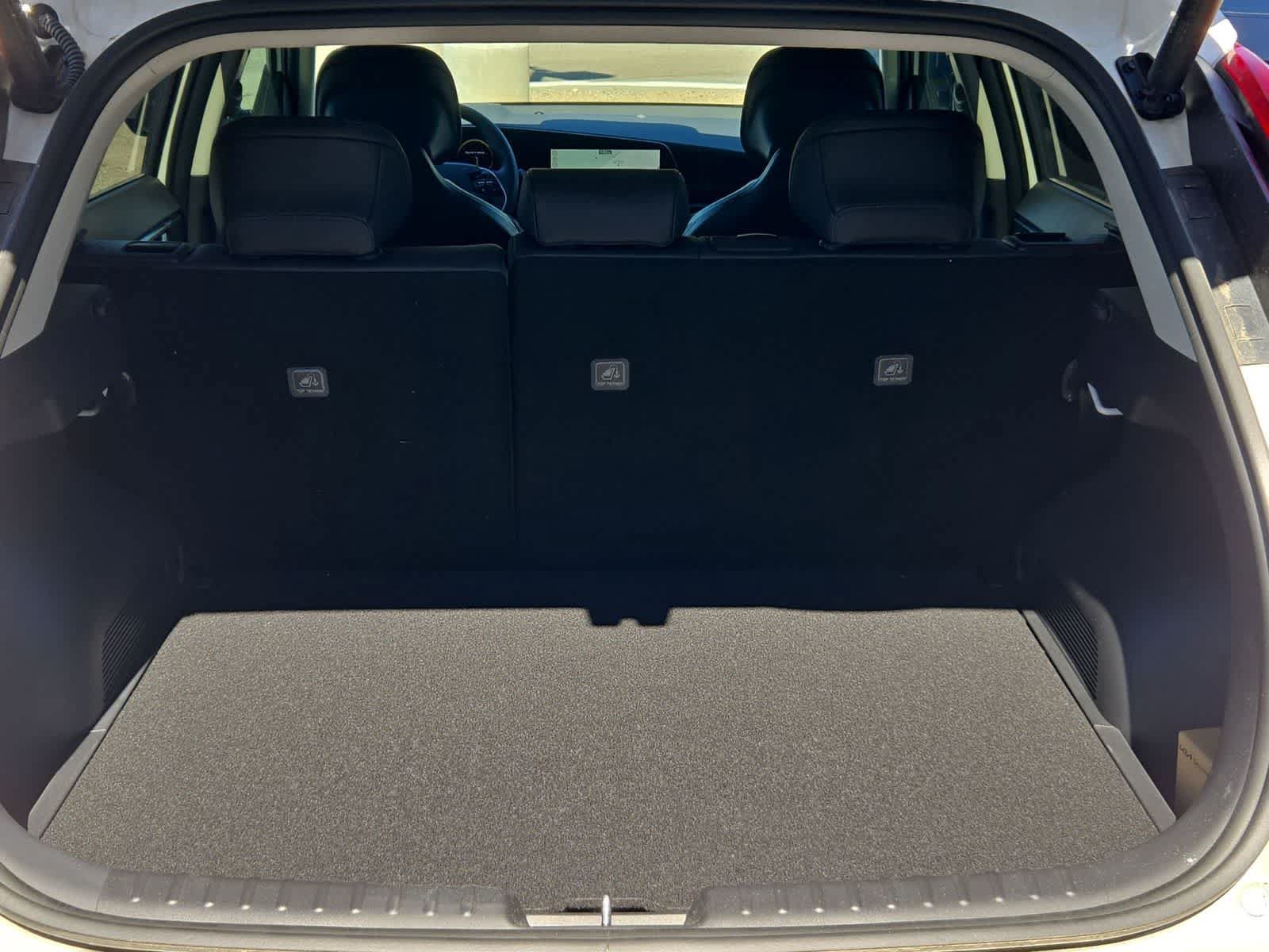 New 2026 Kia Niro Wind FWD image 35
