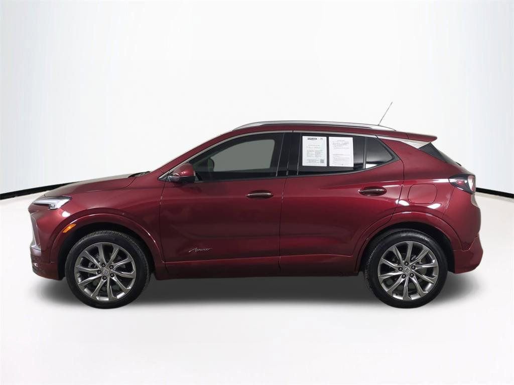 Used 2025 Buick Encore GX Avenir w/ Avenir Technology Package image 8