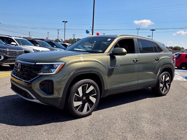New 2026 Volkswagen Atlas Cross Sport SE FWD image 3