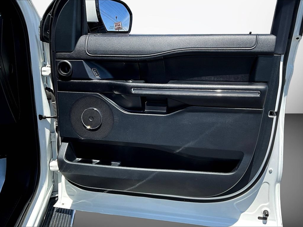 Used 2021 Ford Expedition XLT AWD/4WD image 29