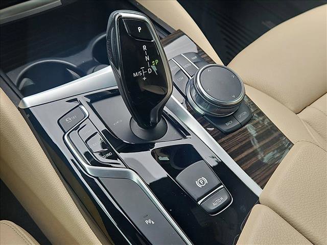 Used 2018 BMW 540i RWD image 12
