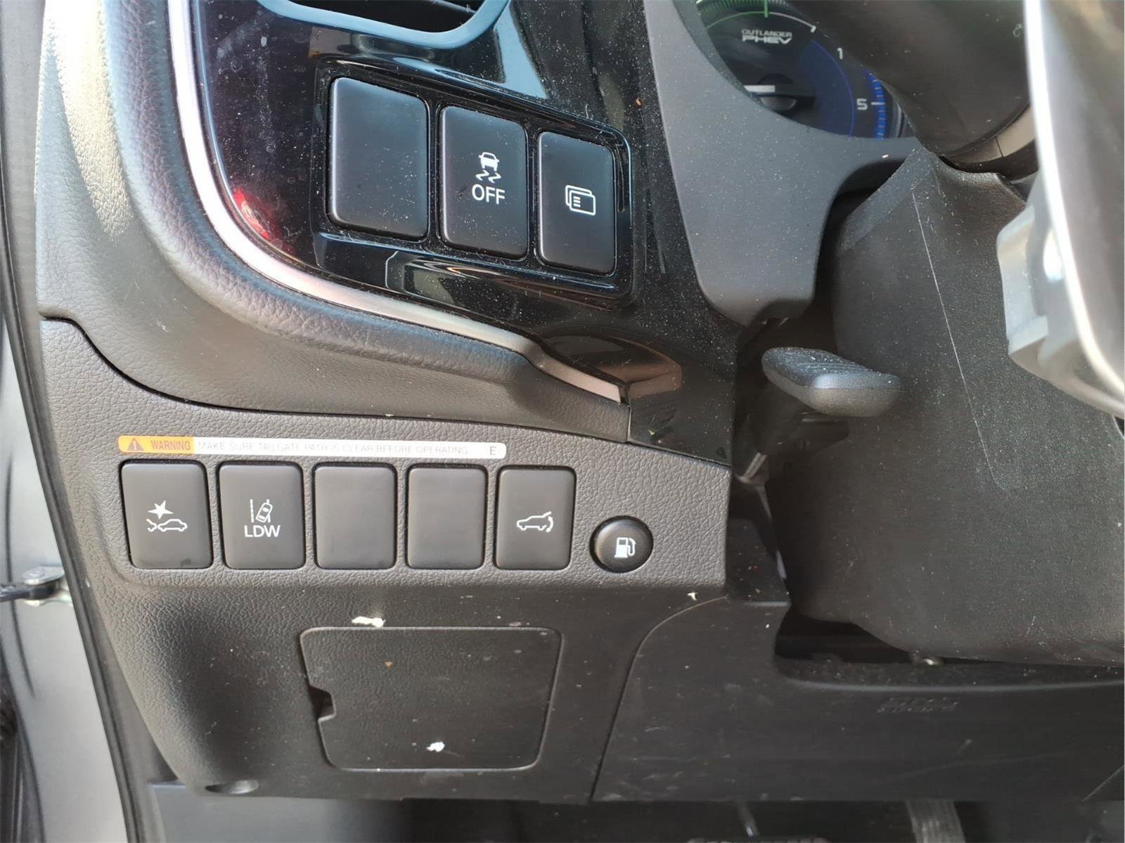 Used 2022 Mitsubishi Outlander GT image 17