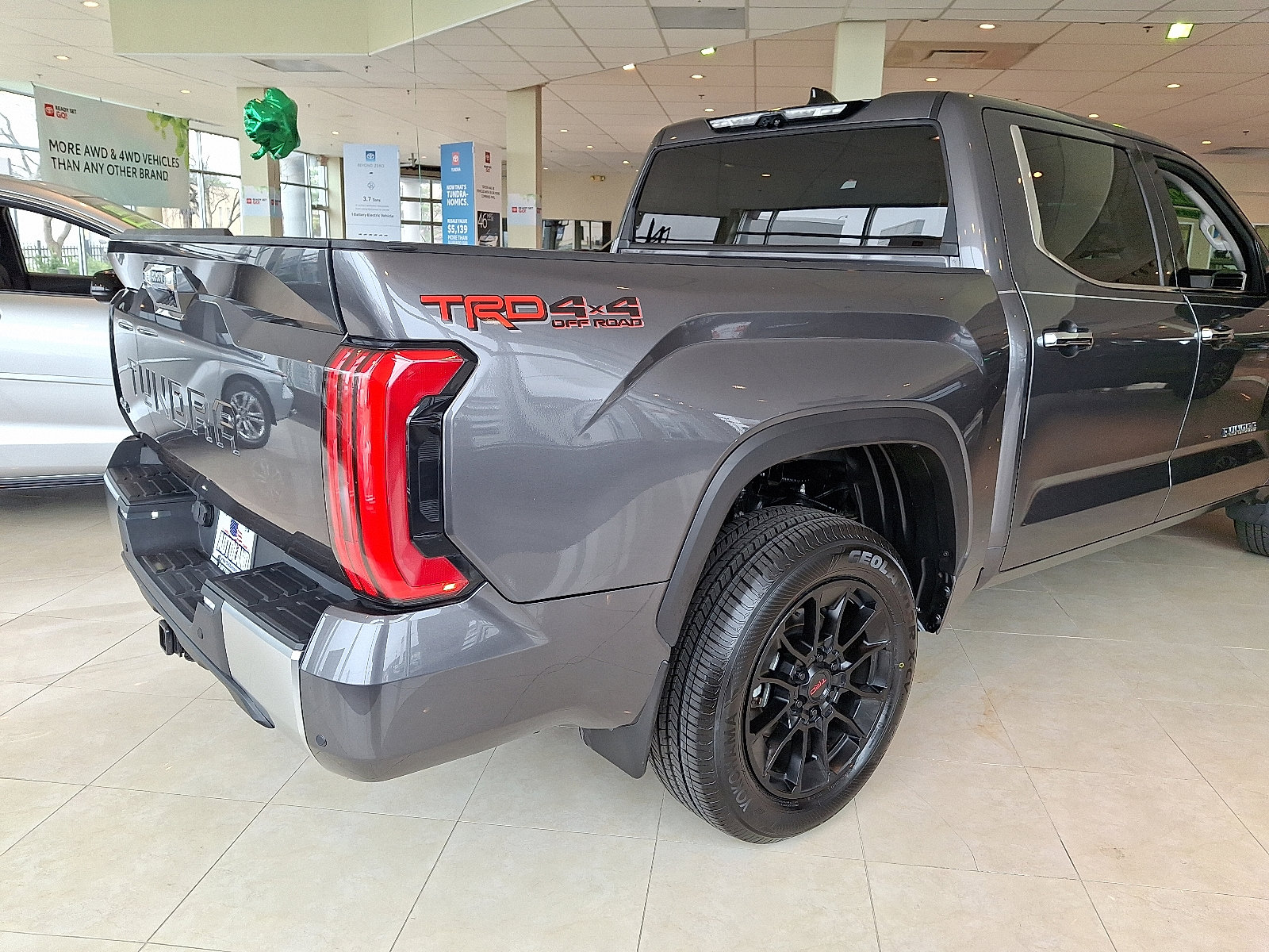 Used 2023 Toyota Tundra Limited w/ TRD Off-Road Package image 8