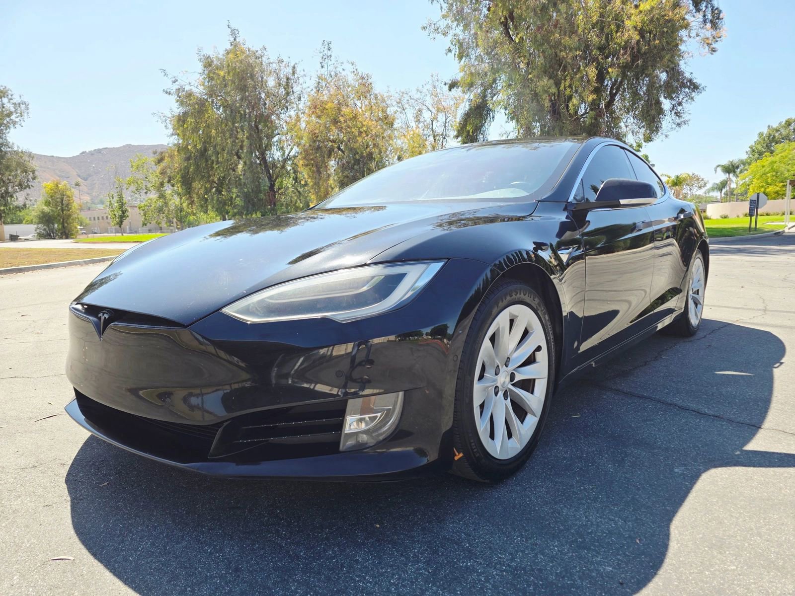 Used 2018 Tesla Model S 75D image 3