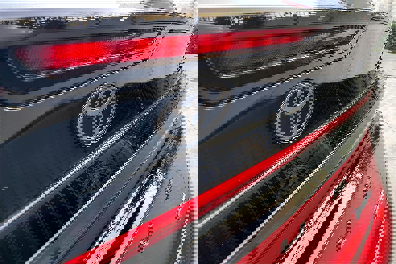 Certified 2026 Toyota Prius XLE image 27