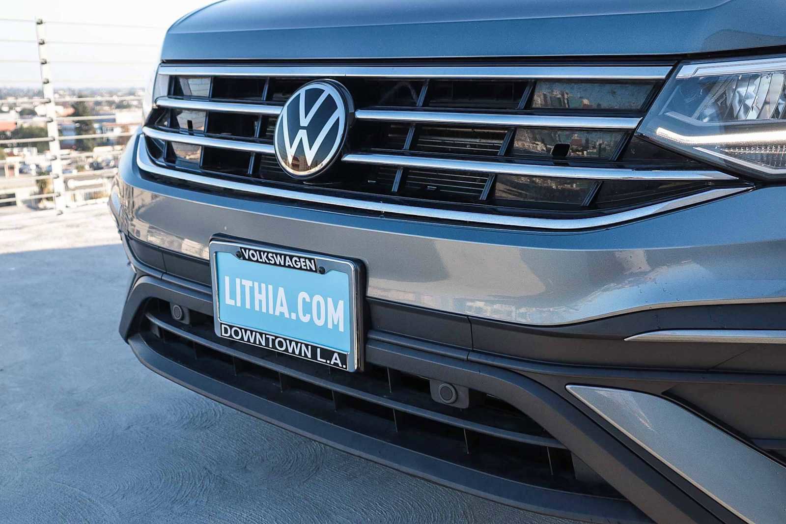 Used 2024 Volkswagen Tiguan S image 5