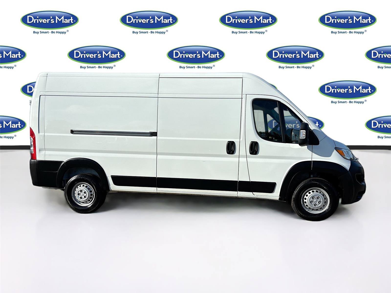 Used 2025 RAM ProMaster 2500 w/ Convenience Group FWD image 8