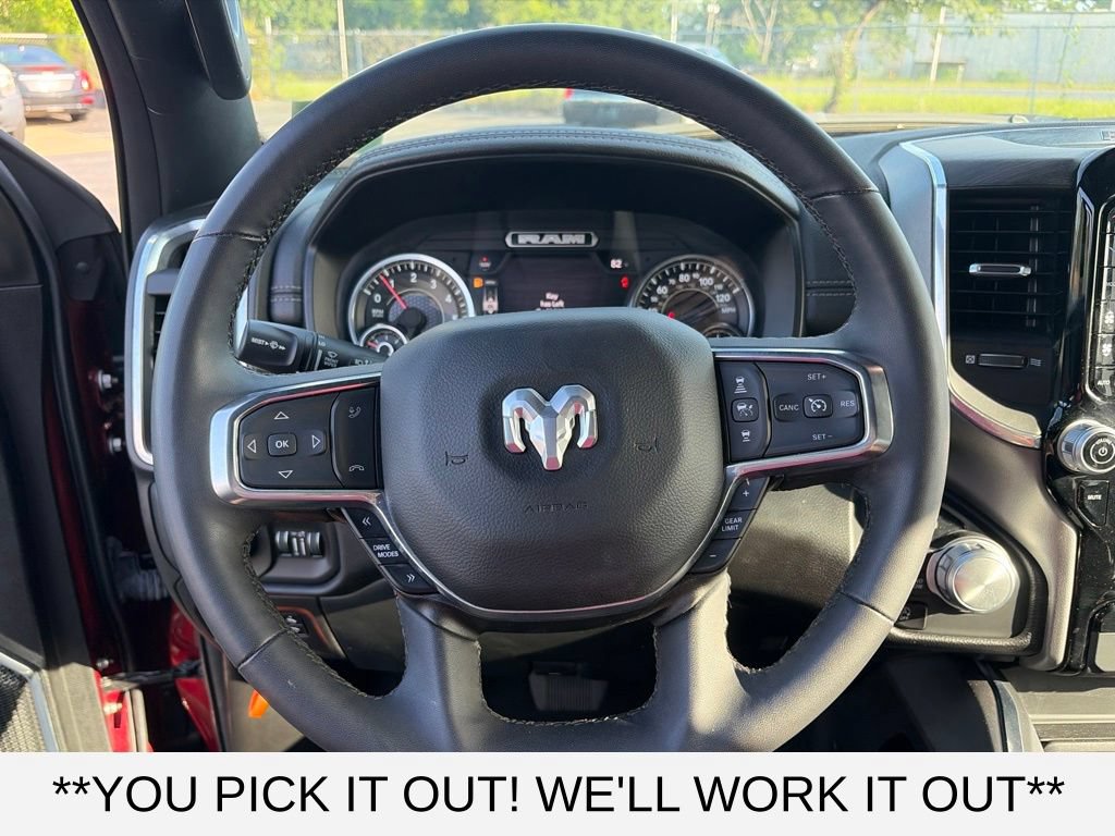 Used 2025 RAM 1500 Laramie AWD/4WD image 11