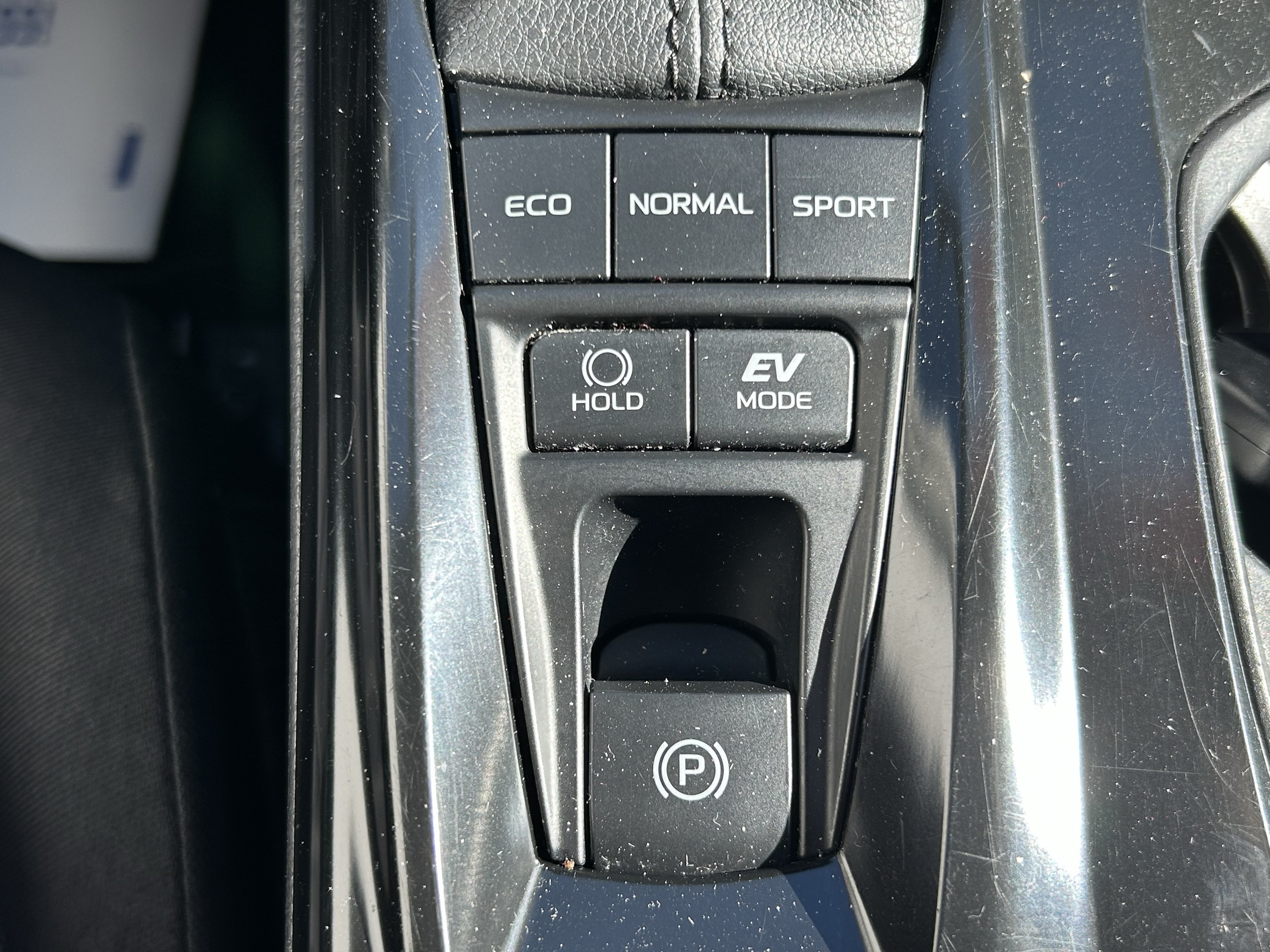 Certified 2025 Toyota Camry LE FWD image 31