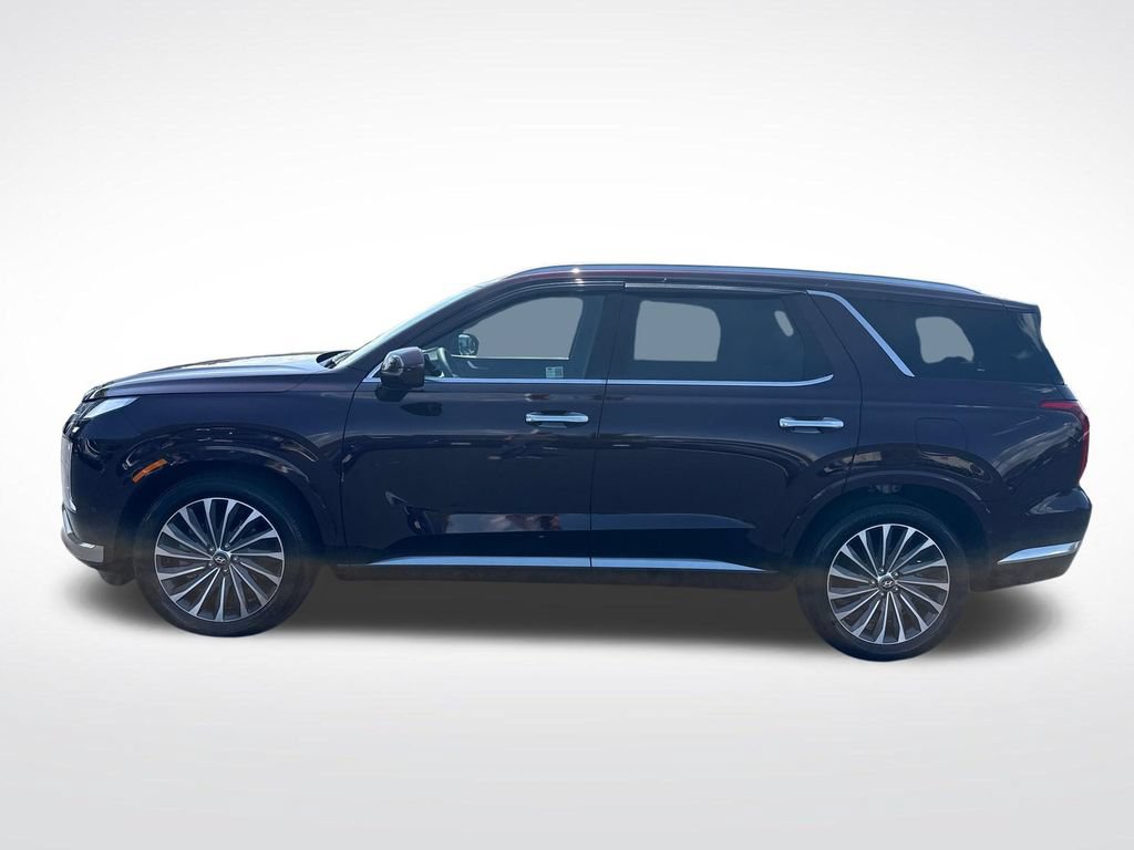 Used 2024 Hyundai Palisade Calligraphy AWD/4WD image 2
