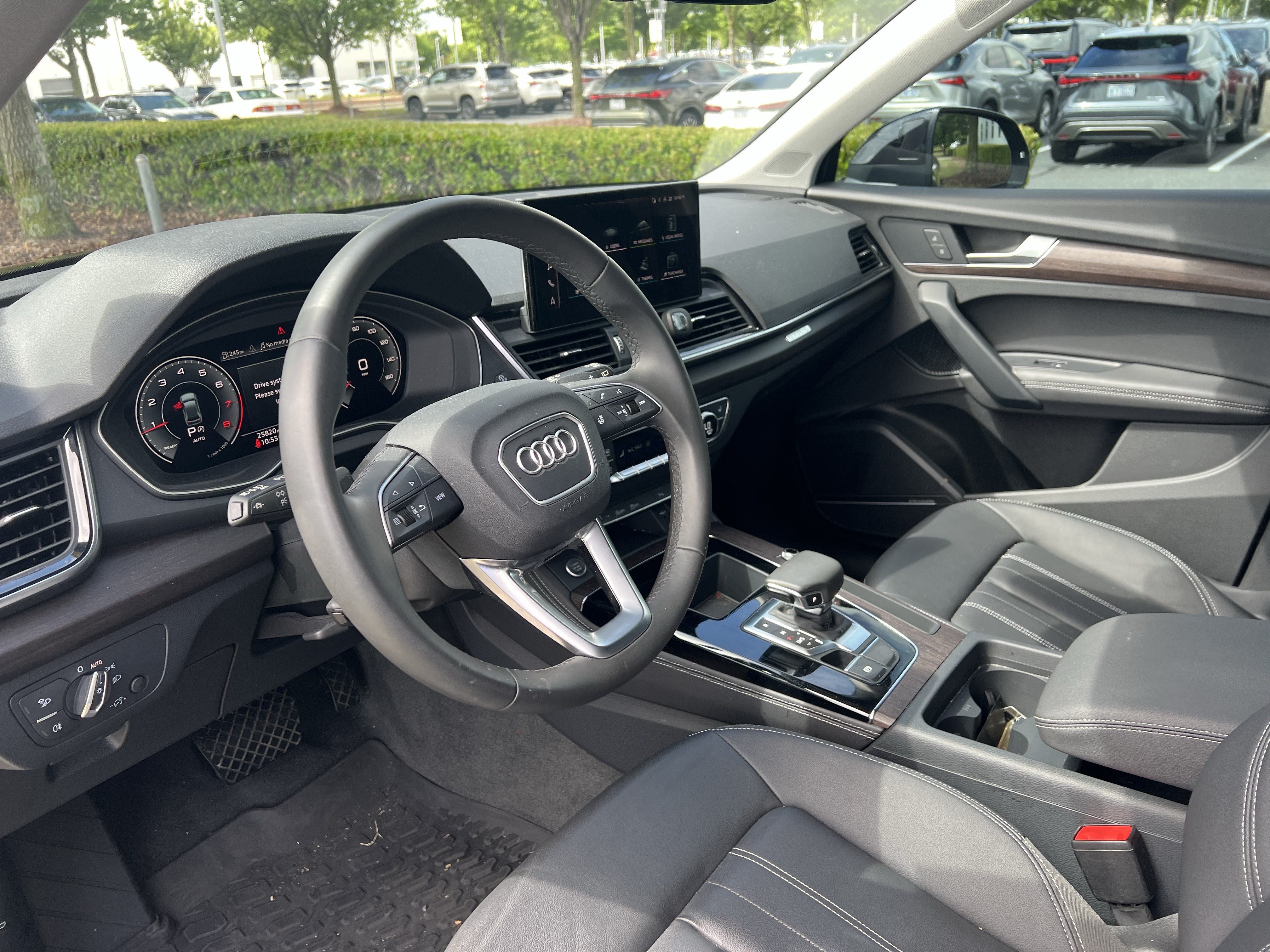 Used 2023 Audi Q5 2.0T Premium Plus w/ Premium Plus Package AWD/4WD image 17