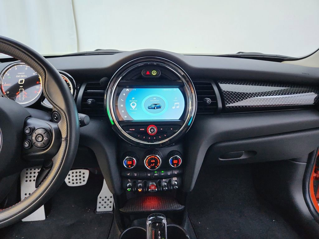 Used 2021 MINI Cooper S w/ Driver Assistance Package image 28
