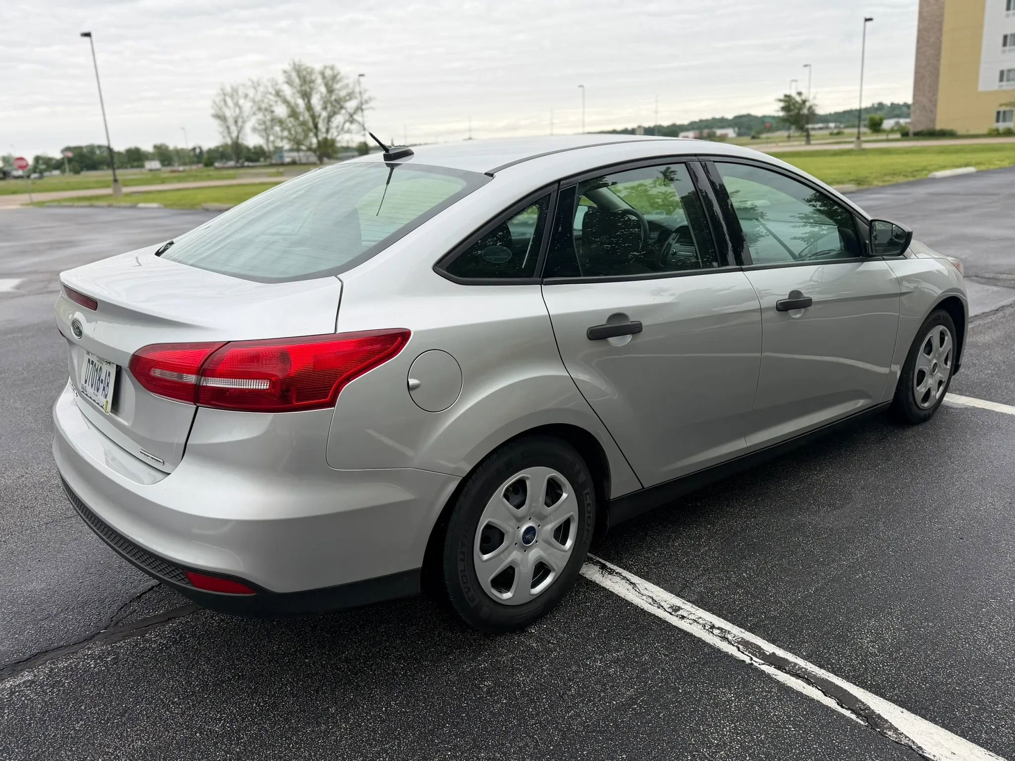 Used 2016 Ford Focus S FWD image 5