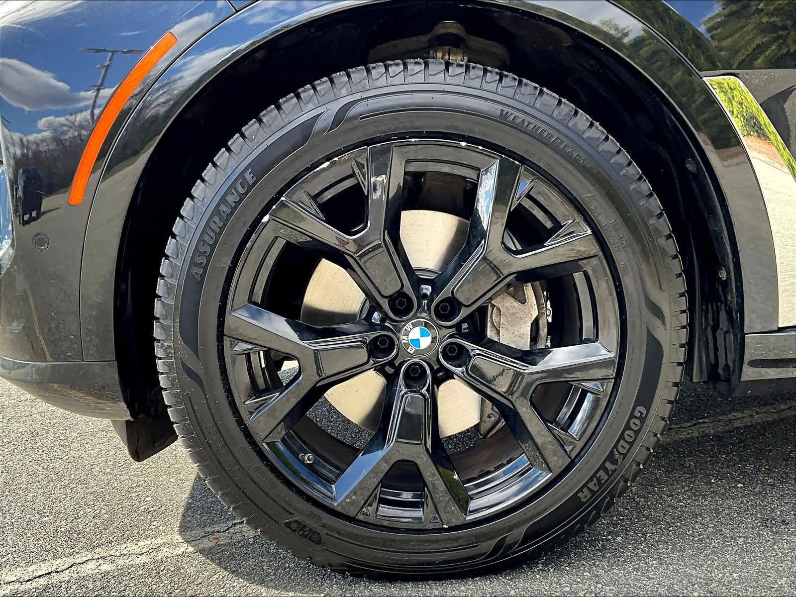 Used 2025 BMW X7 xDrive40i AWD/4WD image 7