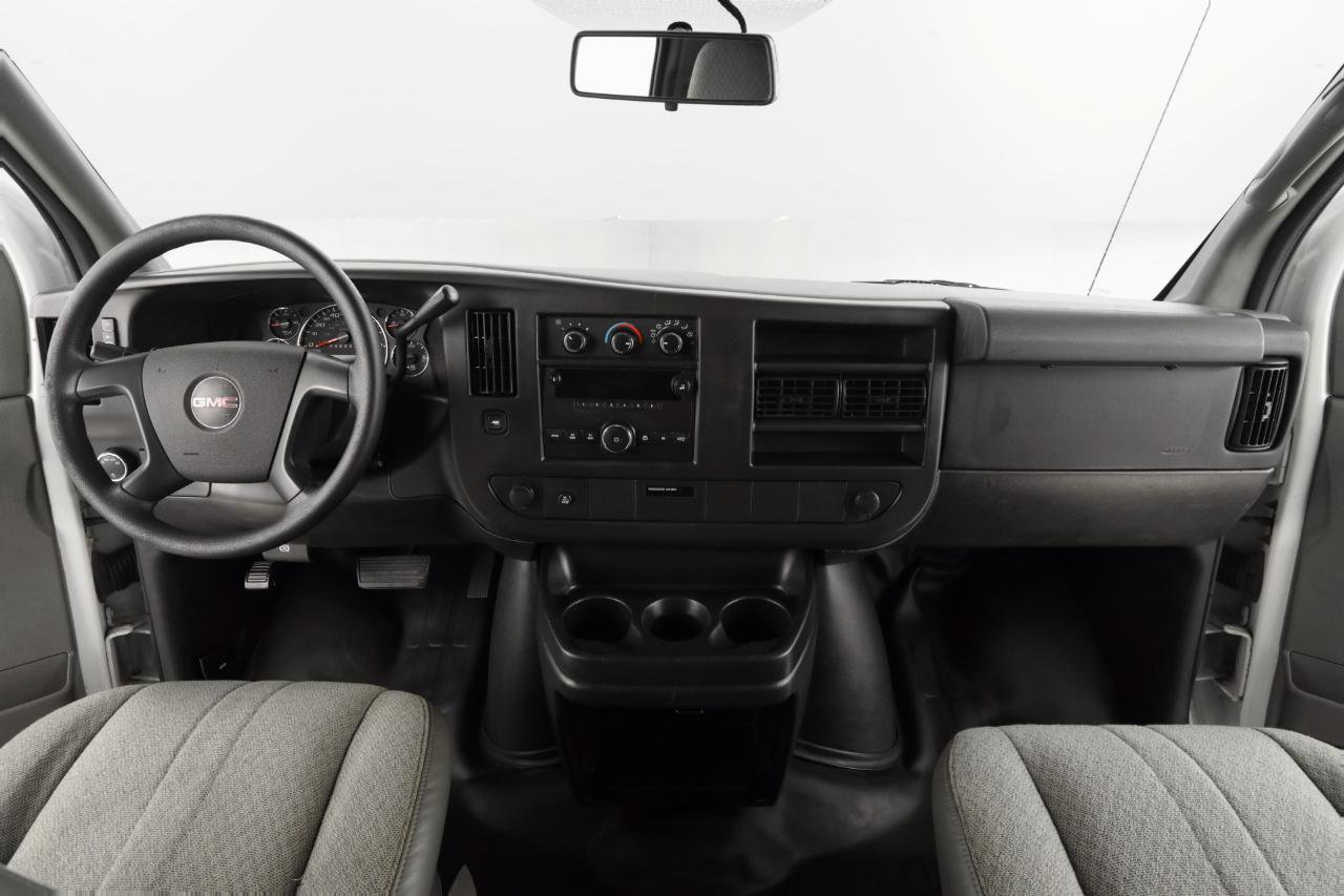 Used 2014 GMC Savana 1500 image 12