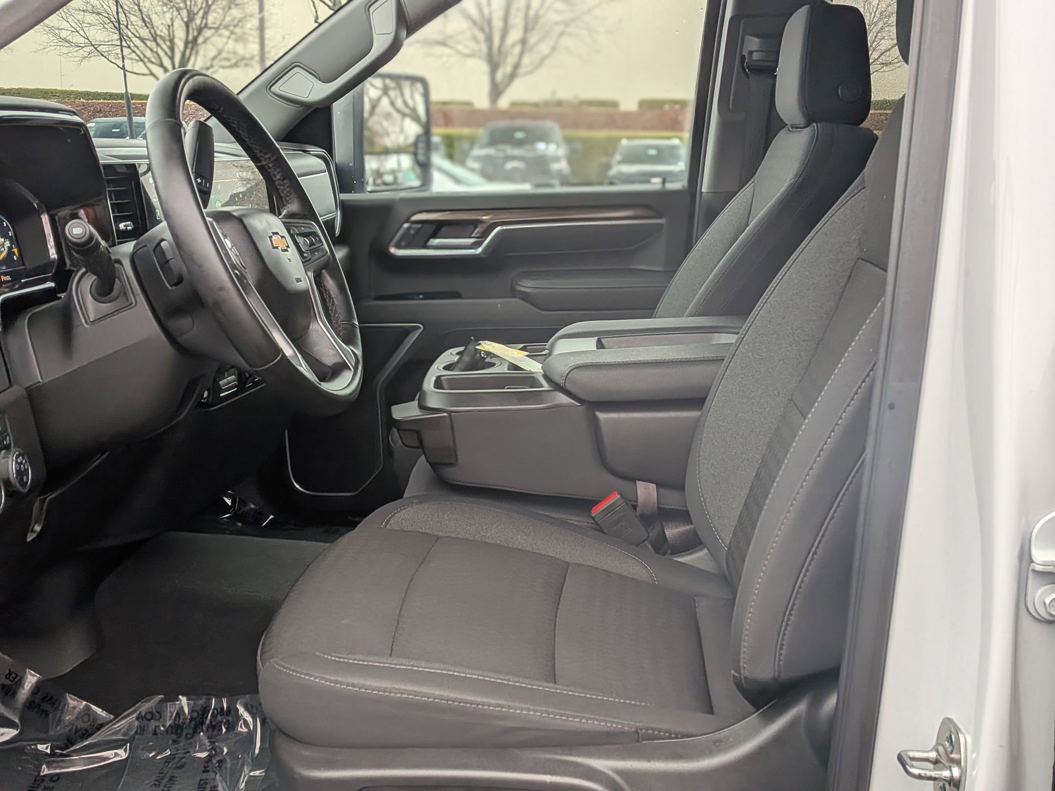 Certified 2025 Chevrolet Silverado 2500 LT w/ Convenience Package image 16