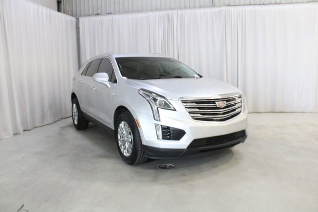 Used 2018 Cadillac XT5 Luxury w/ Driver Awareness Package FWD image 1