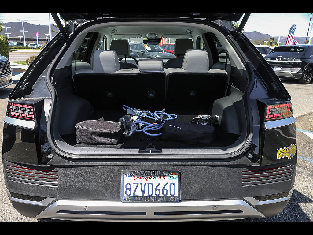 Certified 2022 Hyundai Ioniq 5 SEL w/ Cargo Package RWD image 22