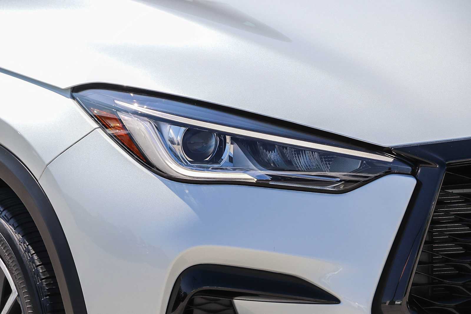 Used 2025 INFINITI QX50 Sport AWD/4WD image 4
