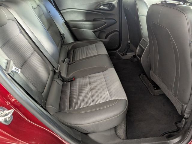Certified 2025 Chevrolet Trax LT image 28