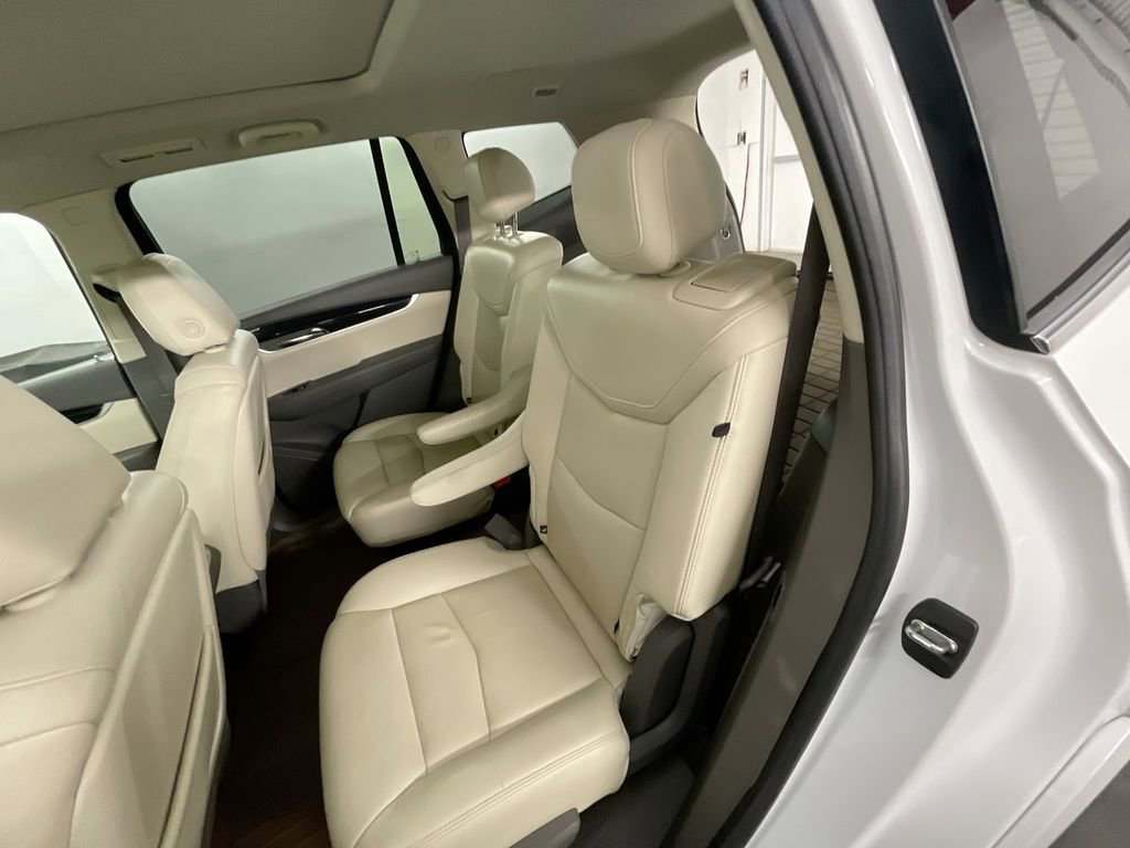 Used 2020 Cadillac XT6 Premium Luxury image 25