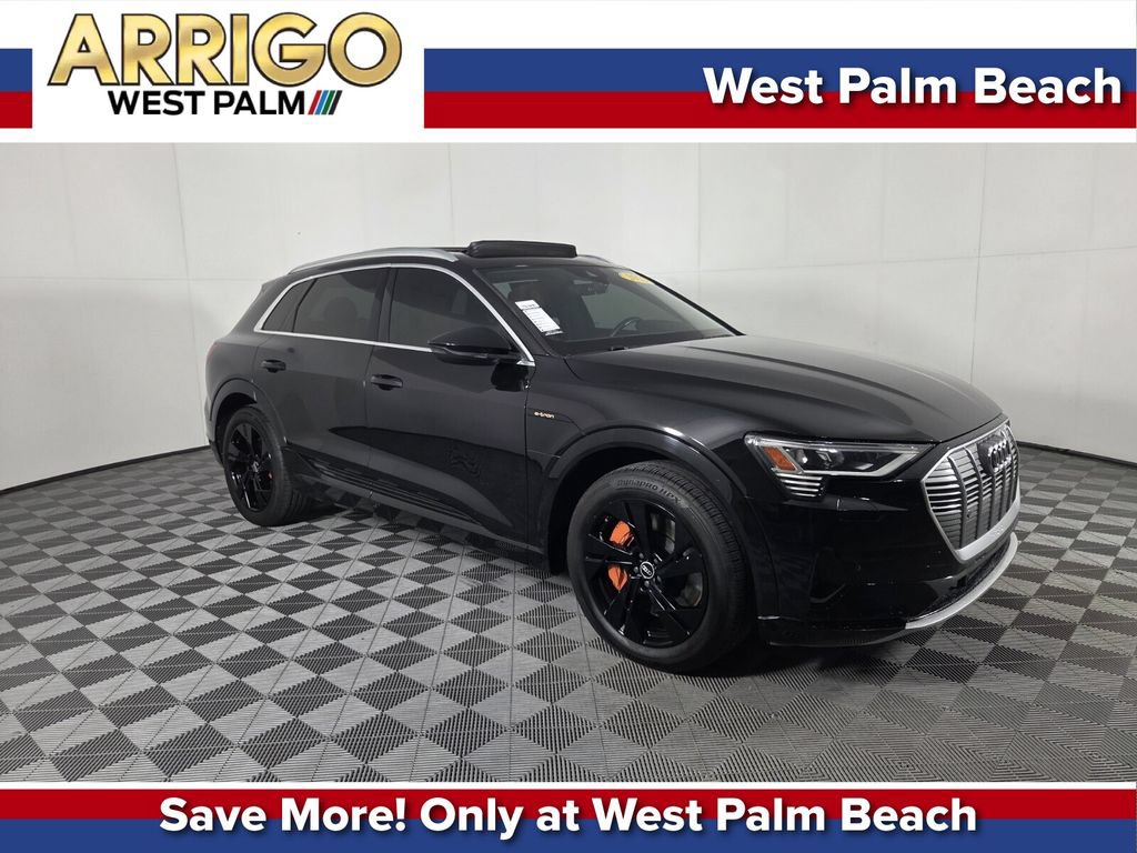 Used 2022 Audi e-tron Premium AWD/4WD image 1