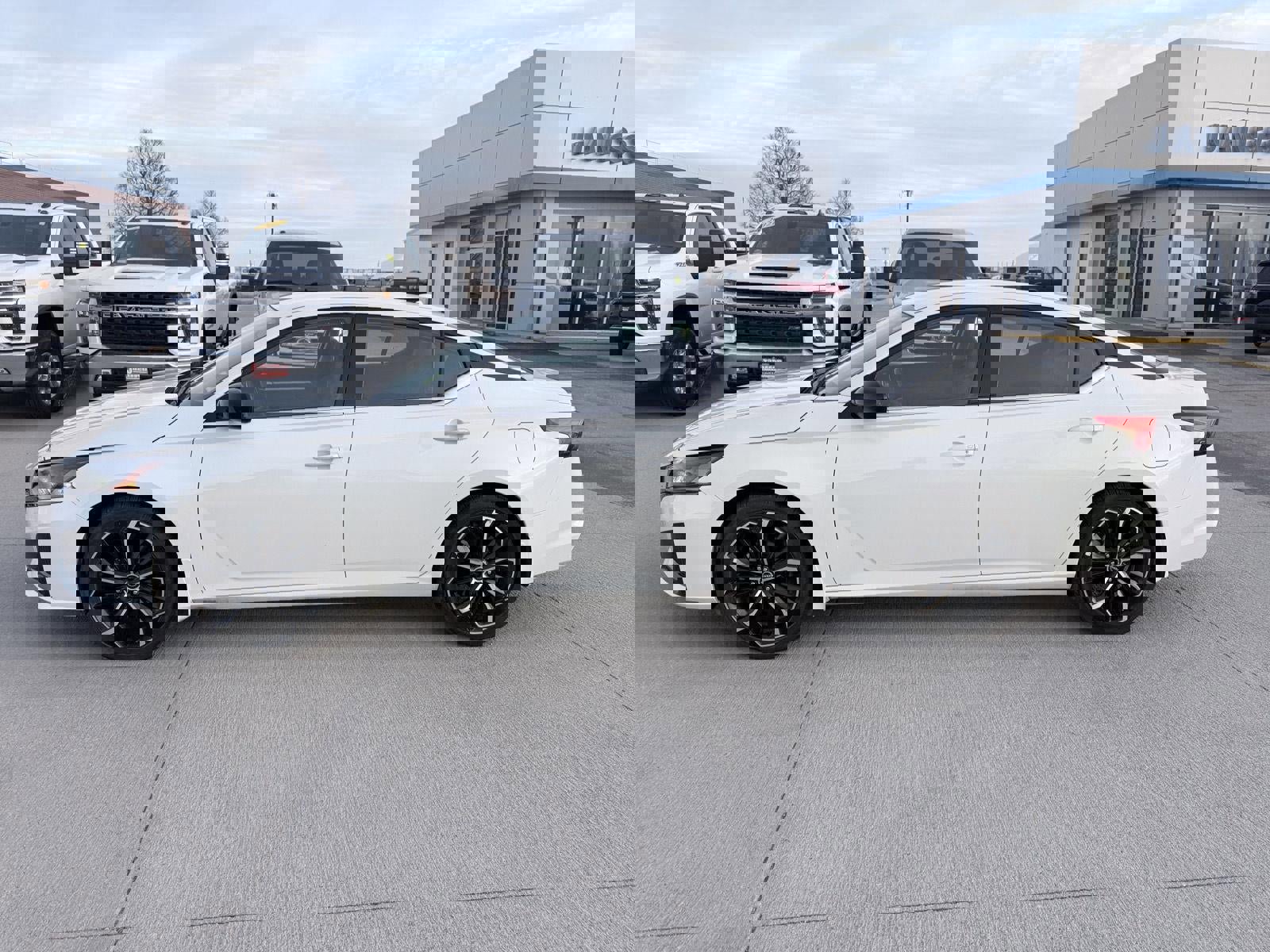 Used 2024 Nissan Altima 2.5 SR