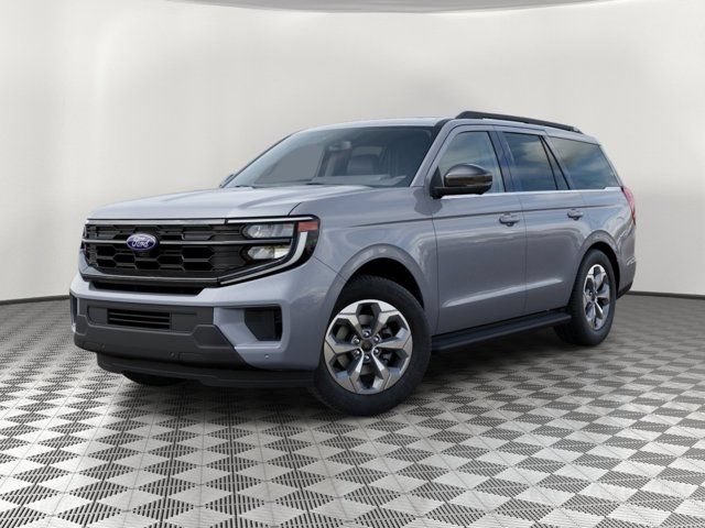 New 2027 Ford Expedition Active RWD video 3