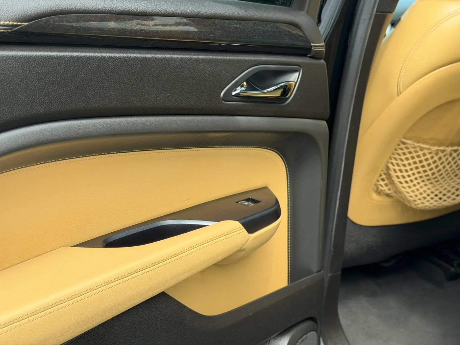 Used 2015 Cadillac SRX Luxury AWD/4WD image 35