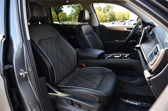 Used 2024 Volkswagen Atlas SEL Premium R-Line image 20