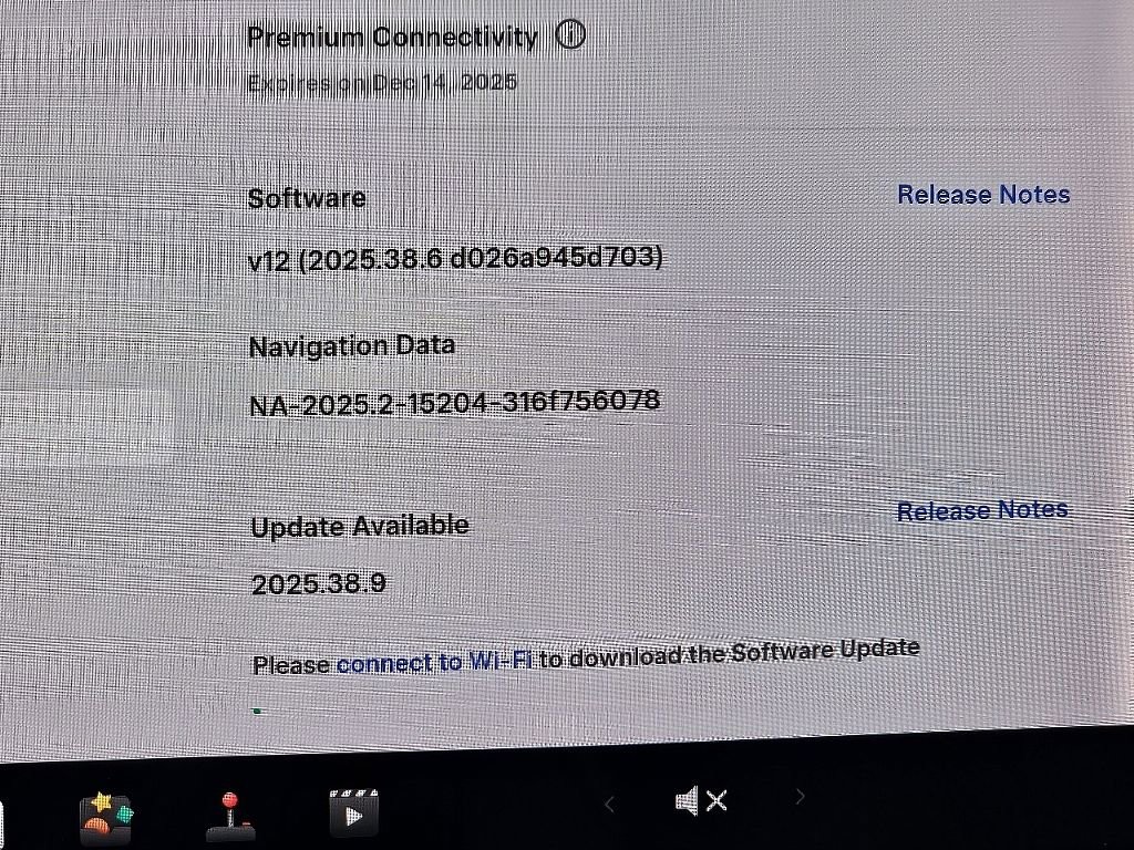 Used 2021 Tesla Model Y Long Range image 4