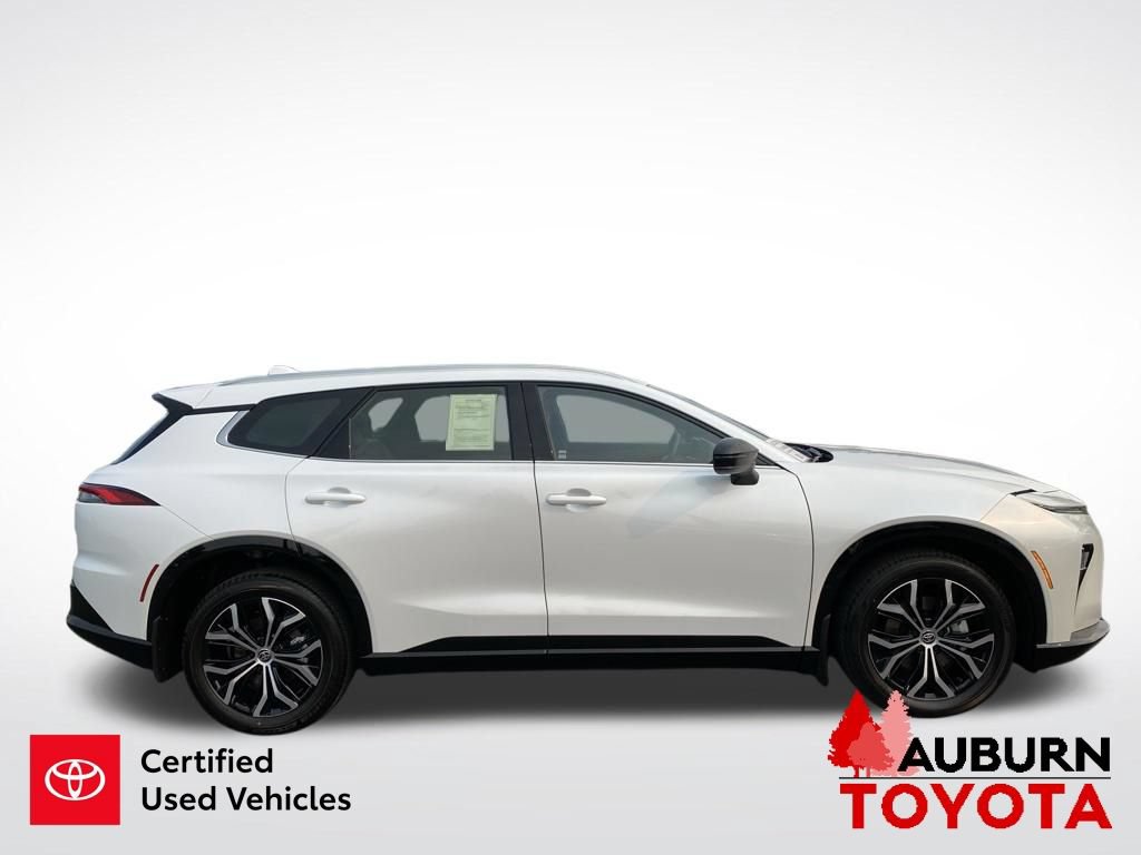 Certified 2026 Toyota Crown Signia AWD/4WD image 9