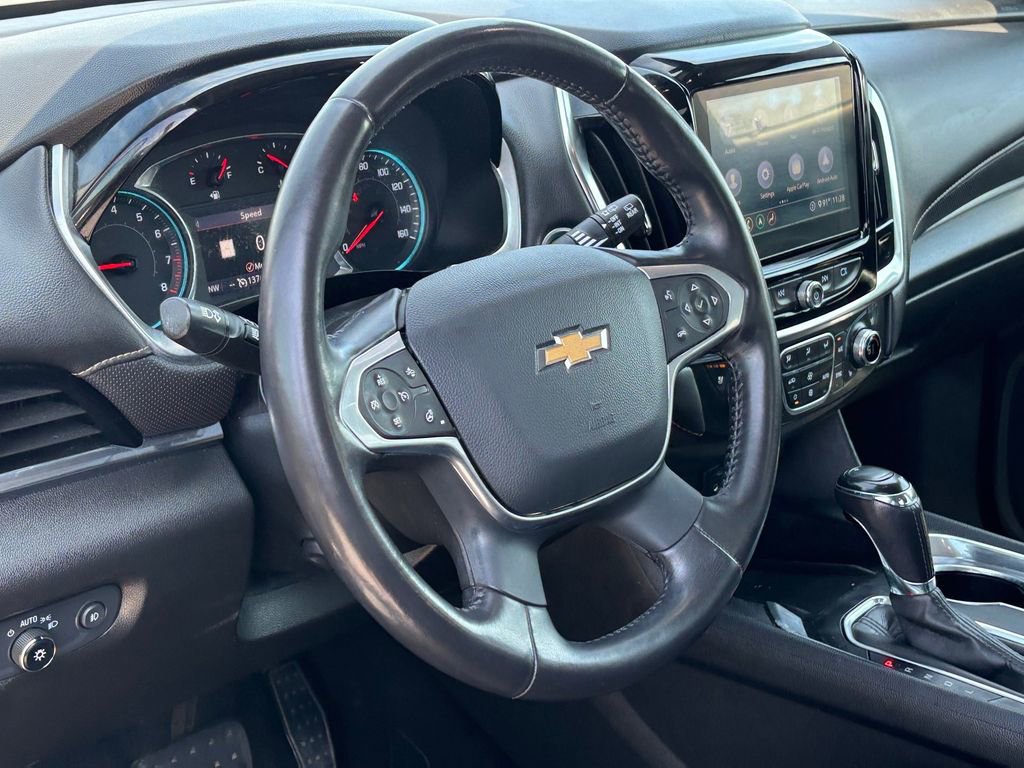 Used 2020 Chevrolet Traverse Premier w/ Redline Edition FWD image 9