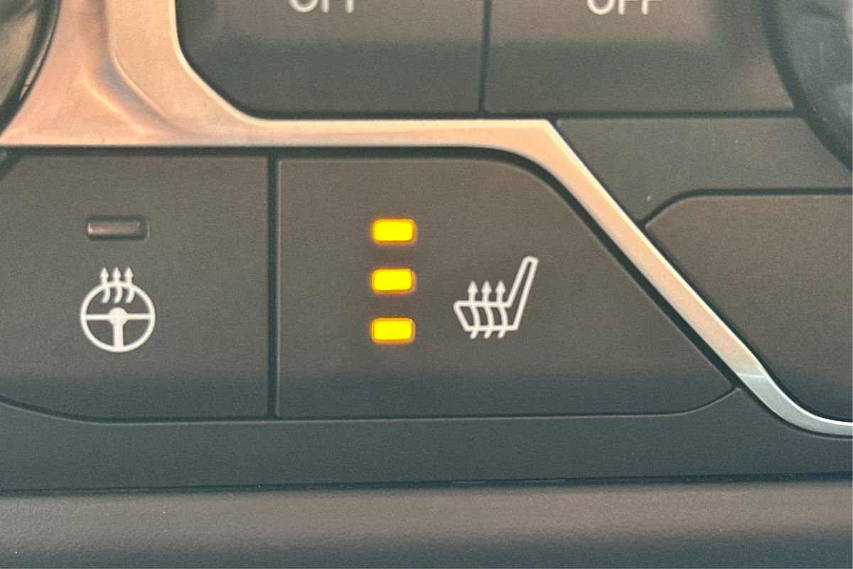 Used 2020 Jeep Wrangler Unlimited Sport image 38