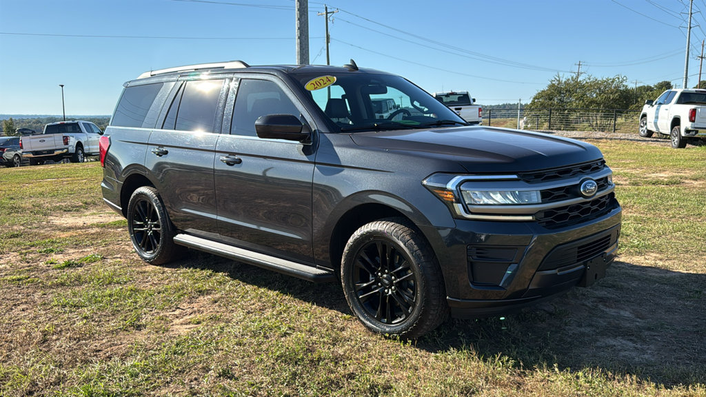 Used 2024 Ford Expedition XLT