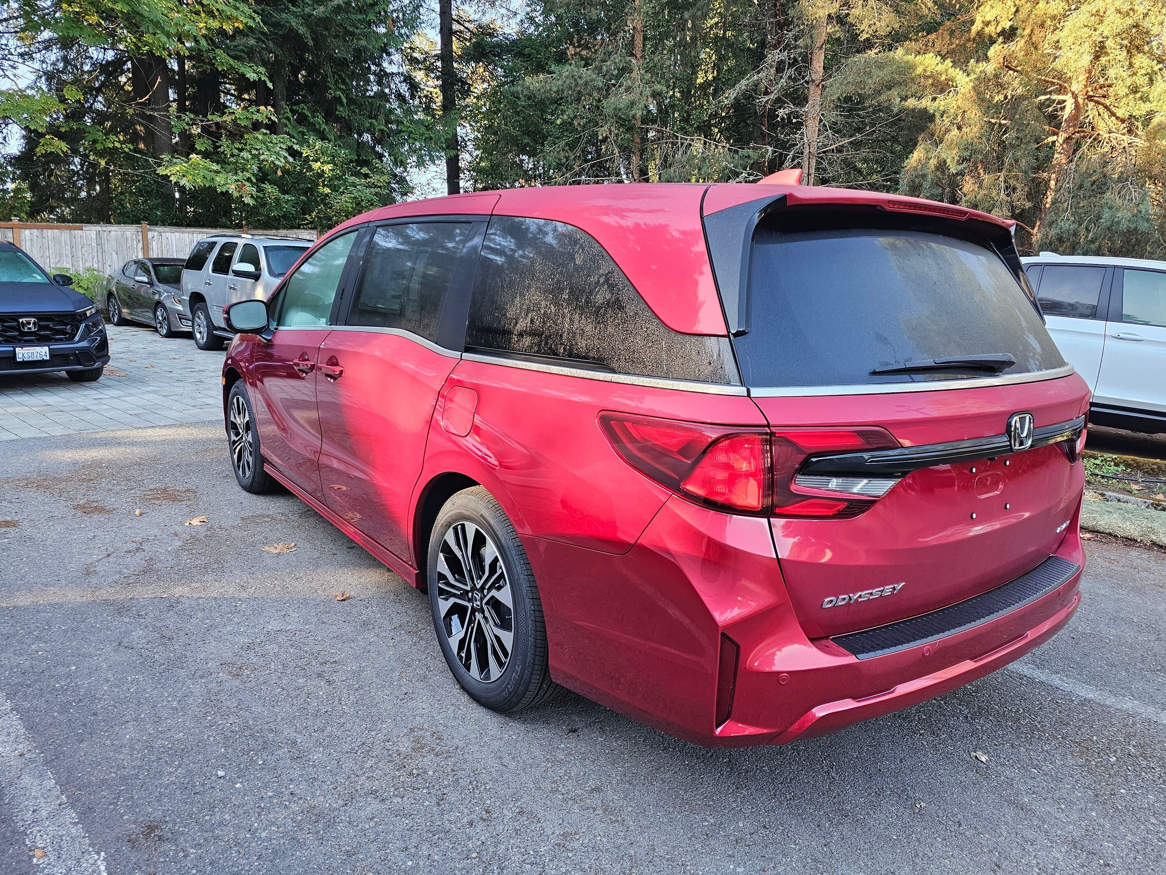 New 2027 Honda Odyssey Elite image 5