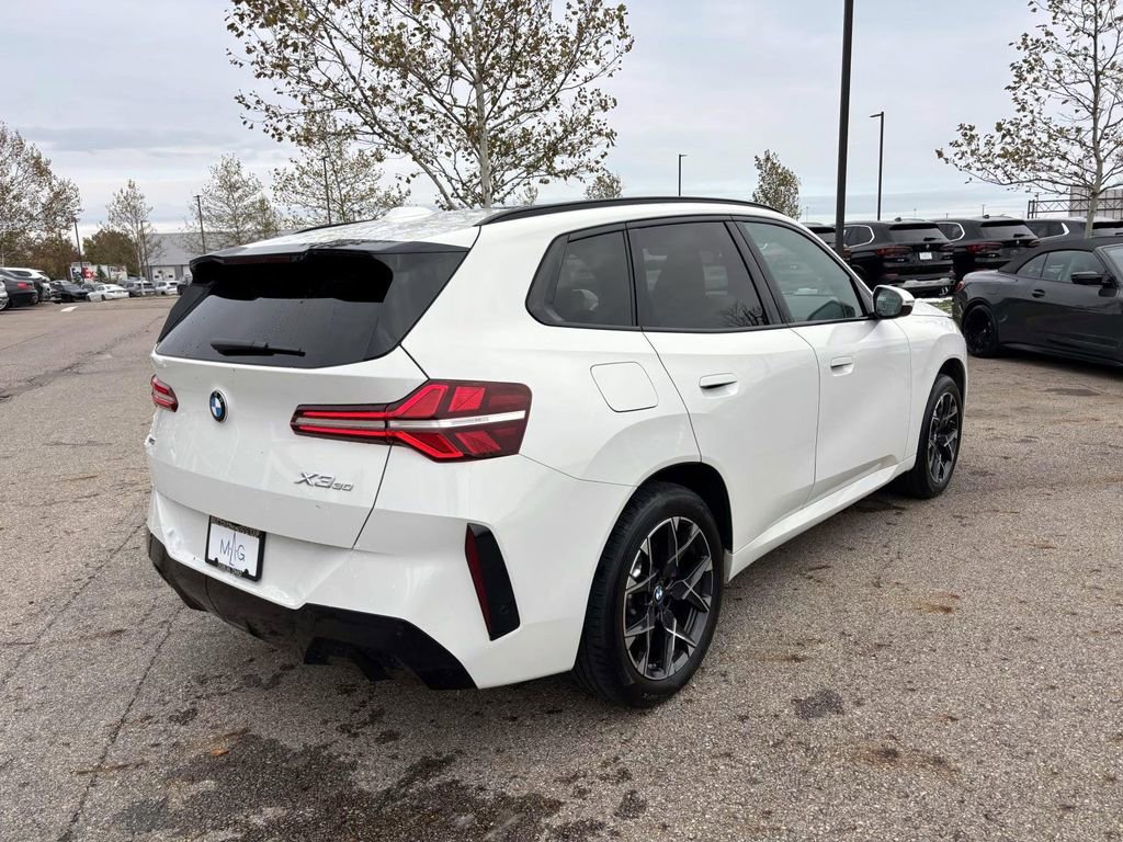 Certified 2025 BMW X3 xDrive30i w/ M Sport Package image 7